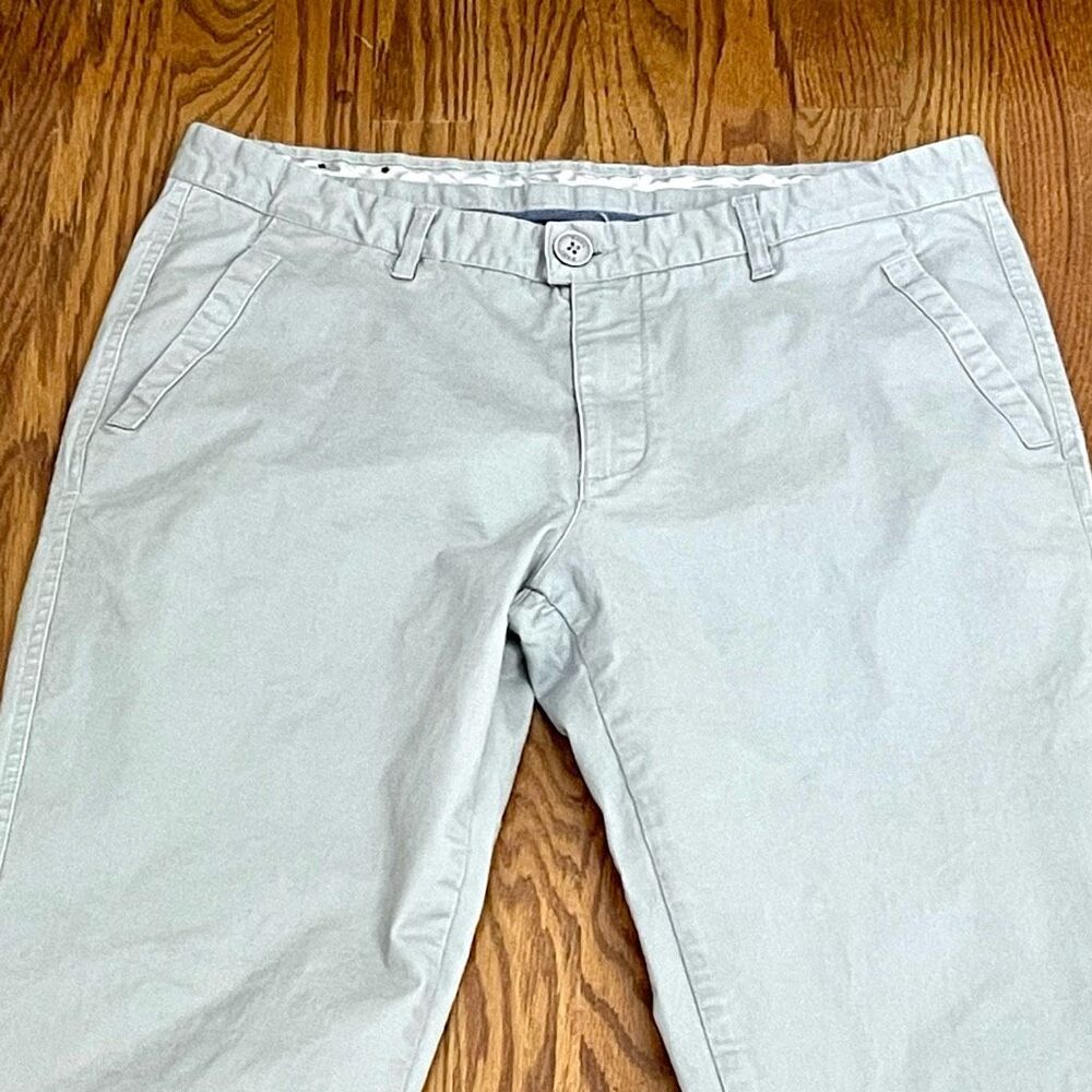 Paul by Paul Smith Gray Chino Pants. Size 36. - Picture 2 of 8